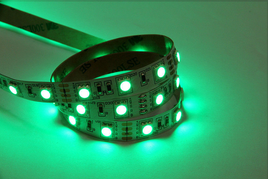 SMD5050 LED Strip Lights RGB con control remoto Dimmable 5M 60leds No resistente al agua 12V Led Strip para KTV