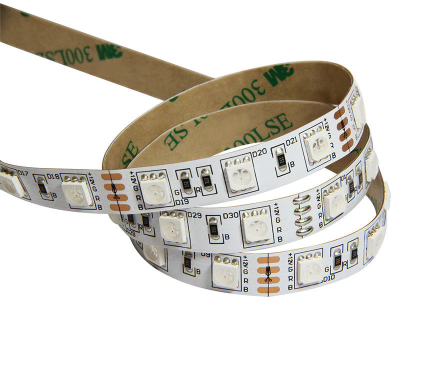 SMD5050 LED Strip Lights RGB con control remoto Dimmable 5M 60leds No resistente al agua 12V Led Strip para KTV