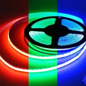 Bandas de LED COB con 60000 horas de vida útil DC12V/24V CRI90 320LED/m 110lm/W