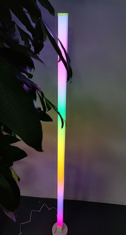 1.5M RGB colorido control remoto lámpara de suelo LED para dormitorio de decoración de la luz ambiente