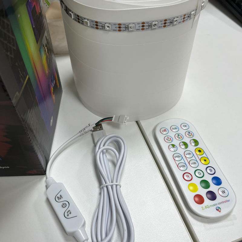 2- Luz de esquina inteligente RGB IC control remoto Tuya soporte de Google Alexa lámpara de suelo de esquina LED para sala de estar