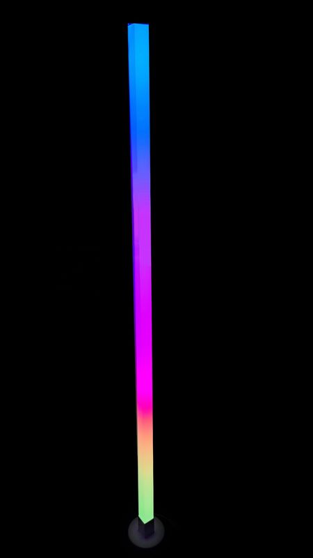 Color de sombra blanca Luz de piso de soporte moderno LED lámparas de piso RGB Iluminación moderna Tipo de artículo