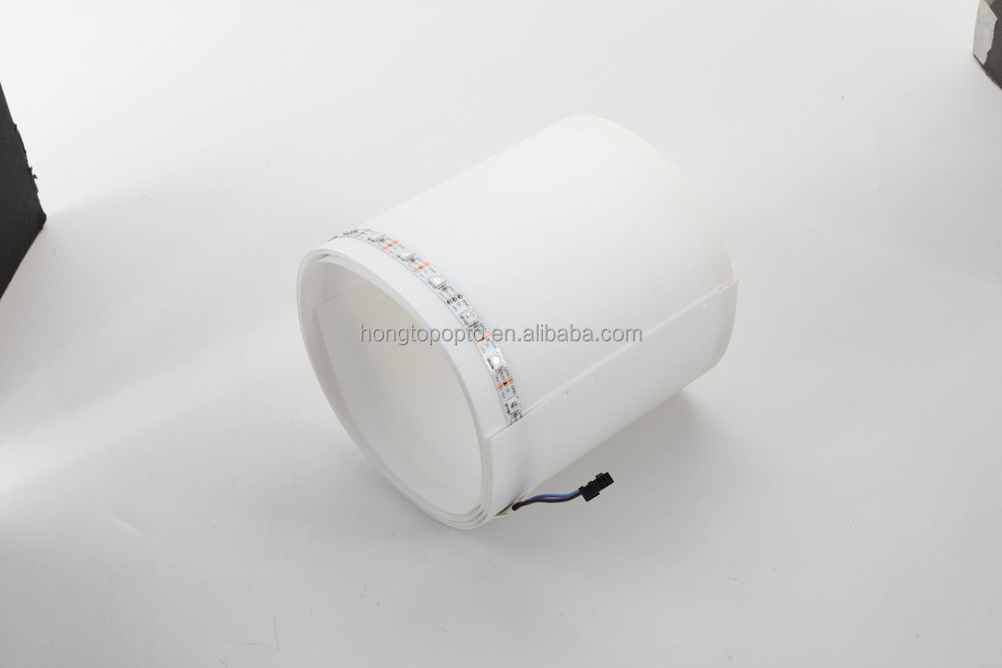 Lámpara de estado de ánimo RGB colorida de control inteligente Diseño original Lámpara de suelo LED RGB 12.8*12.8*150CM