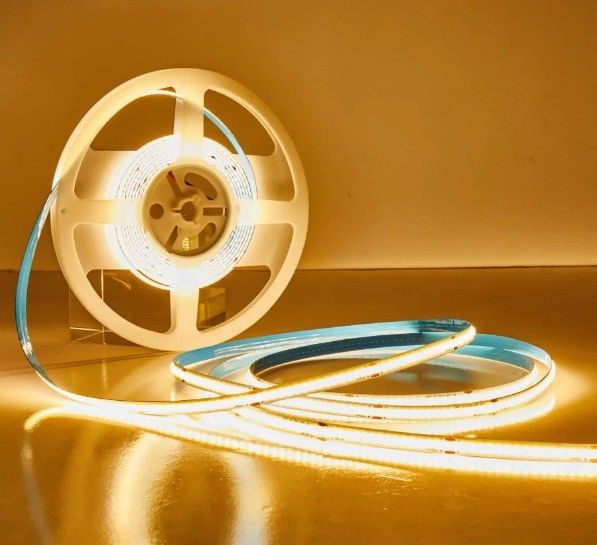 Ahorro de energía IP20 COB LED Strip Light 8mm PCB 300 chips por metro con flujo luminoso de 800lm